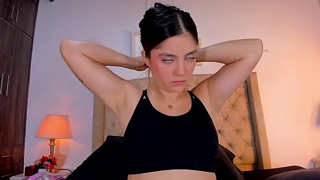 allisson m online show from February 3, 12:10 pm