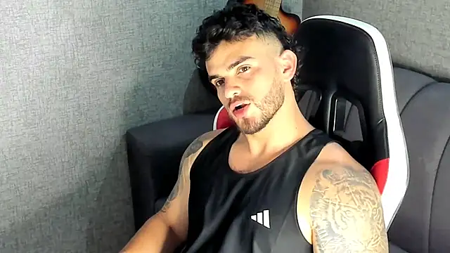 Ricardogo19 online show from October 15, 4:07 pm