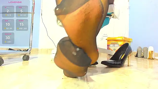 Cristina Vanegas631 online show from December 26, 7:45 am