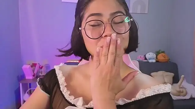 LoaLuxury online show from June 24, 3:33 pm