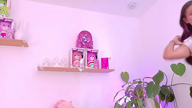 emily bank online show from March 24, 7:52 pm