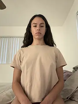 brookehoneynina online show from January 30, 11:02 pm