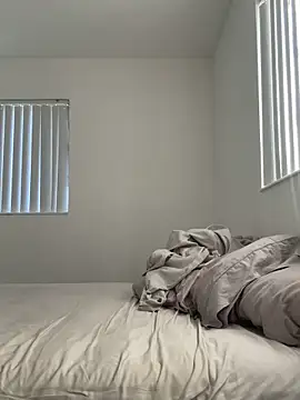 brookehoneynina online show from March 7, 9:06 pm