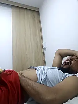 Phillips06 online show from February 3, 5:27 am