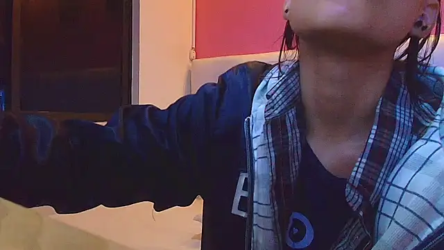 yourcuteneighbourr online show from February 19, 3:06 am