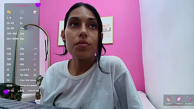 yourcuteneighbourr online show from March 14, 9:35 am