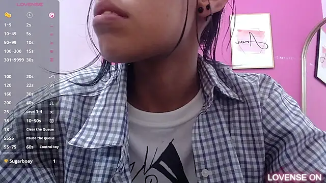 yourcuteneighbourr online show from March 20, 3:02 am