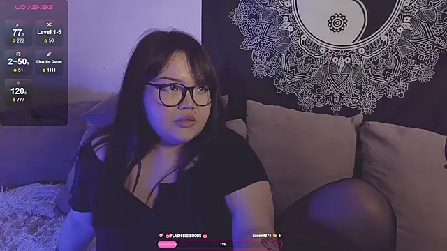 LeyaKan online show from December 3, 11:35 pm