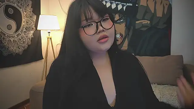 LeyaKan online show from February 2, 6:58 am