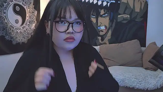 LeyaKan online show from February 7, 9:26 pm