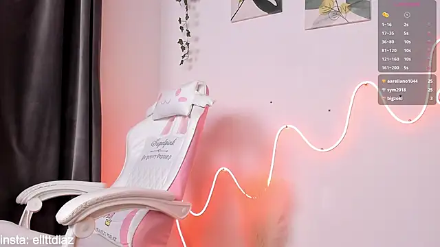 elliediaz online show from January 13, 5:33 pm