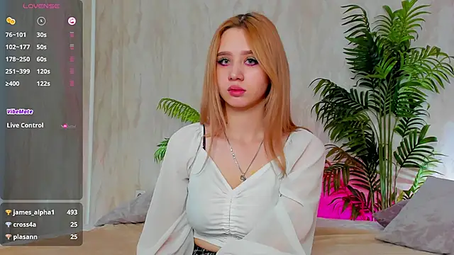 Valerie Woods online show from December 6, 8:59 am