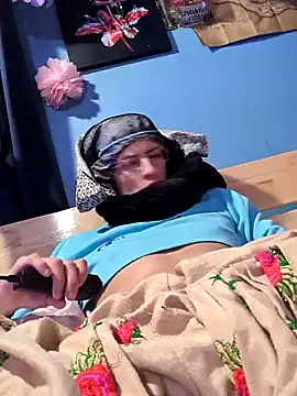 gurlnips online show from January 31, 2:58 am