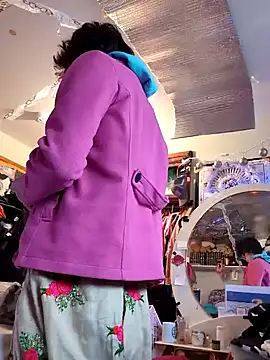gurlnips online show from January 31, 10:52 pm