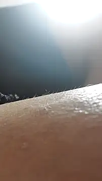 gurlnips online show from April 25, 2:47 am
