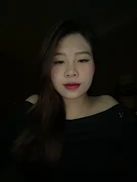 Snapshot of Bae1103 chatting on January 17, 6:44 pm Bae1103 online show from January 17, 6:44 pm