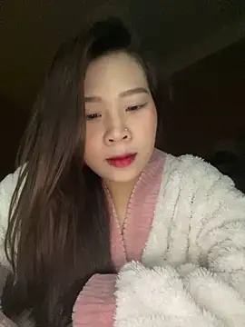 Snapshot of Bae1103 chatting on February 8, 10:29 pm Bae1103 online show from February 8, 10:29 pm