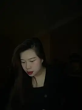 Snapshot of Bae1103 chatting on February 9, 10:32 pm Bae1103 online show from February 9, 10:32 pm