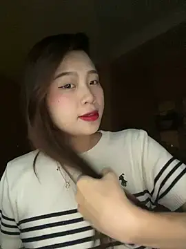 Snapshot of Bae1103 chatting on February 12, 4:00 pm Bae1103 online show from February 12, 4:00 pm