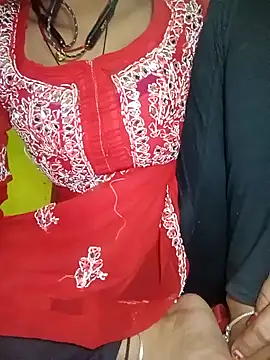 Snapshot of Cute_Suhani chatting on February 12, 4:44 pm Cute Suhani online show from February 12, 4:44 pm
