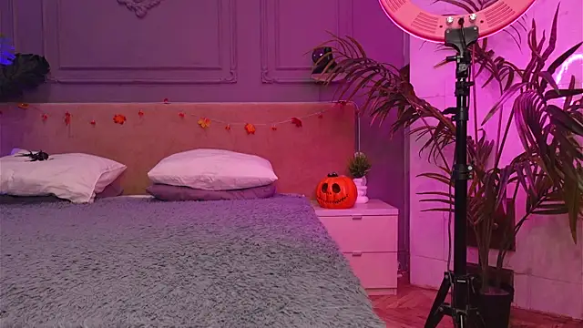 Liv Fay online show from October 21, 3:46 pm