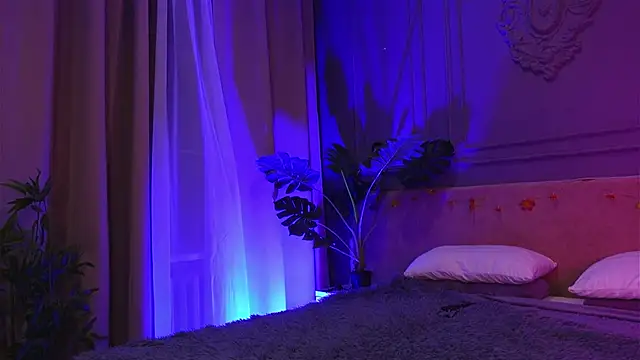 Liv Fay online show from October 23, 4:50 pm