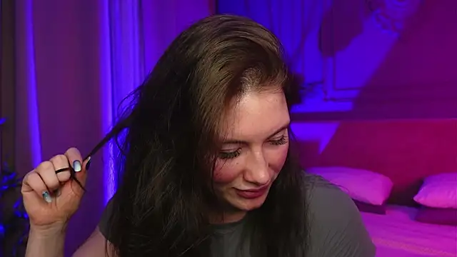 Liv Fay online show from November 21, 2:49 pm