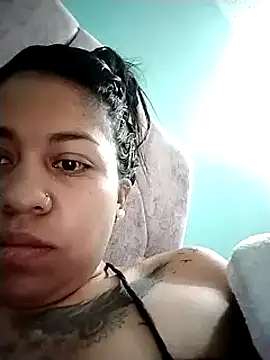 Snapshot of Tiphanydirty3 chatting on February 1, 12:26 pm Tiphanydirty3 online show from February 1, 12:26 pm