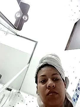 Snapshot of Tiphanydirty3 chatting on February 5, 12:38 pm Tiphanydirty3 online show from February 5, 12:38 pm