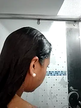 Snapshot of Tiphanydirty3 chatting on February 25, 4:00 pm Tiphanydirty3 online show from February 25, 4:00 pm