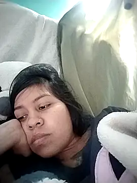 Snapshot of Tiphanydirty3 chatting on February 27, 10:31 pm Tiphanydirty3 online show from February 27, 10:31 pm