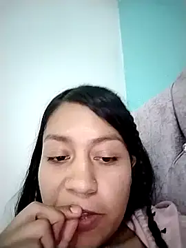 Snapshot of Tiphanydirty3 chatting on March 11, 3:16 am Tiphanydirty3 online show from March 11, 3:16 am