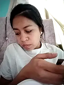 Snapshot of Tiphanydirty3 chatting on March 13, 3:17 pm Tiphanydirty3 online show from March 13, 3:17 pm