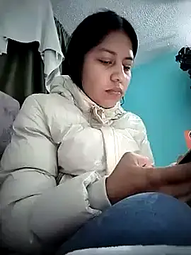 Snapshot of Tiphanydirty3 chatting on March 19, 12:48 am Tiphanydirty3 online show from March 19, 12:48 am