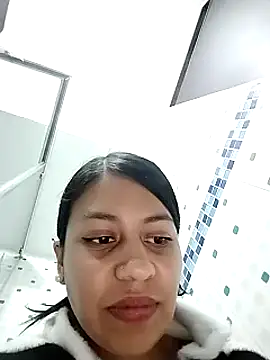 Snapshot of Tiphanydirty3 chatting on March 20, 11:34 pm Tiphanydirty3 online show from March 20, 11:34 pm