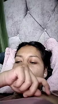 Snapshot of Tiphanydirty3 chatting on September 25, 5:00 am Tiphanydirty3 online show from September 25, 5:00 am