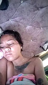 Snapshot of Tiphanydirty3 chatting on October 9, 2:15 pm Tiphanydirty3 online show from October 9, 2:15 pm