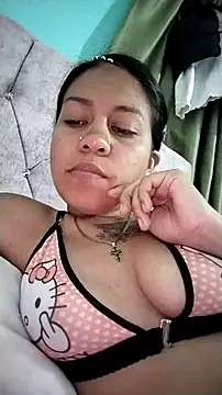 Snapshot of Tiphanydirty3 chatting on October 10, 2:21 am Tiphanydirty3 online show from October 10, 2:21 am