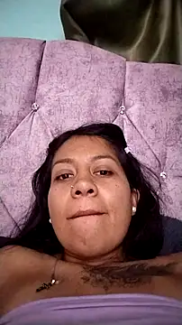 Snapshot of Tiphanydirty3 chatting on October 28, 5:55 am Tiphanydirty3 online show from October 28, 5:55 am