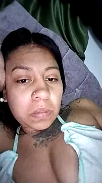 Tiphanydirty3 online show from December 17, 9:04 am