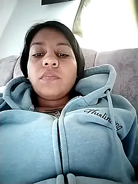Snapshot of Tiphanydirty3 chatting on March 24, 1:05 pm Tiphanydirty3 online show from March 24, 1:05 pm