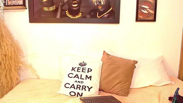 NahomyAndrews online show from October 22, 2:39 pm