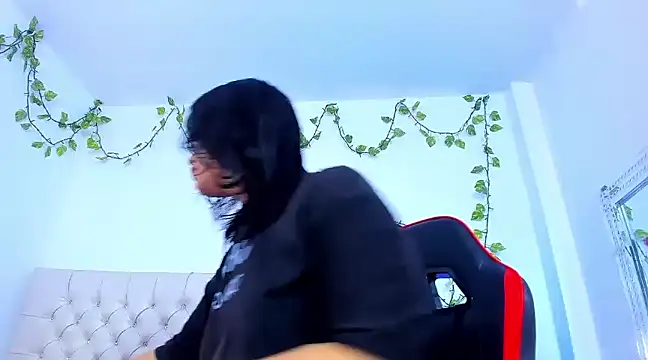 Snapshot of JazirMartinez chatting on March 5, 12:59 am JazirMartinez online show from March 5, 12:59 am