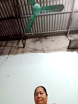 Queen 18200 online show from December 15, 10:25 pm