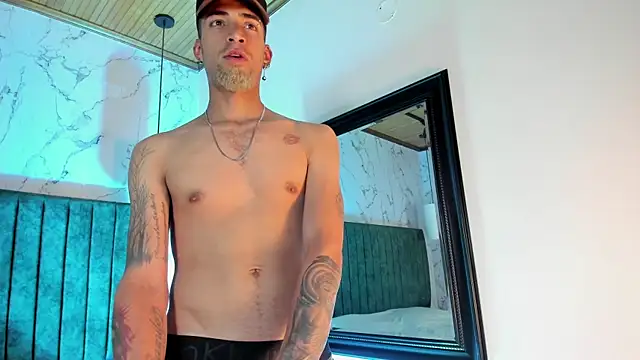 DrakeNeumann online show from September 29, 3:33 am