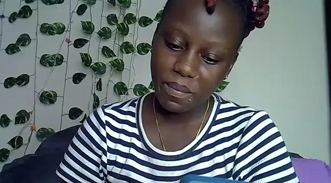 sexybree  online show from February 6, 7:18 pm