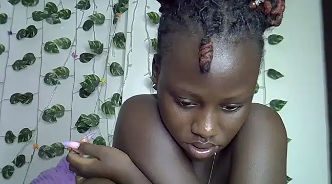 sexybree  online show from February 11, 9:20 am