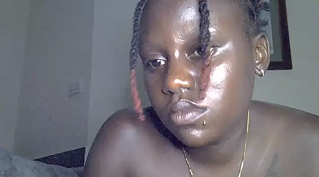 sexybree  online show from March 3, 9:26 pm