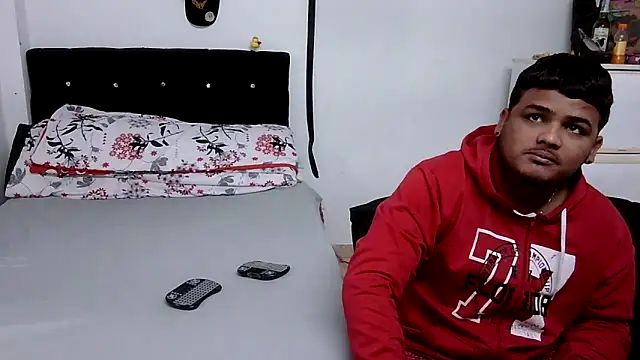 Boycuriousxxx online show from March 26, 10:32 am