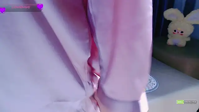 Snapshot of Na_baby chatting on March 7, 4:24 am Na baby online show from March 7, 4:24 am